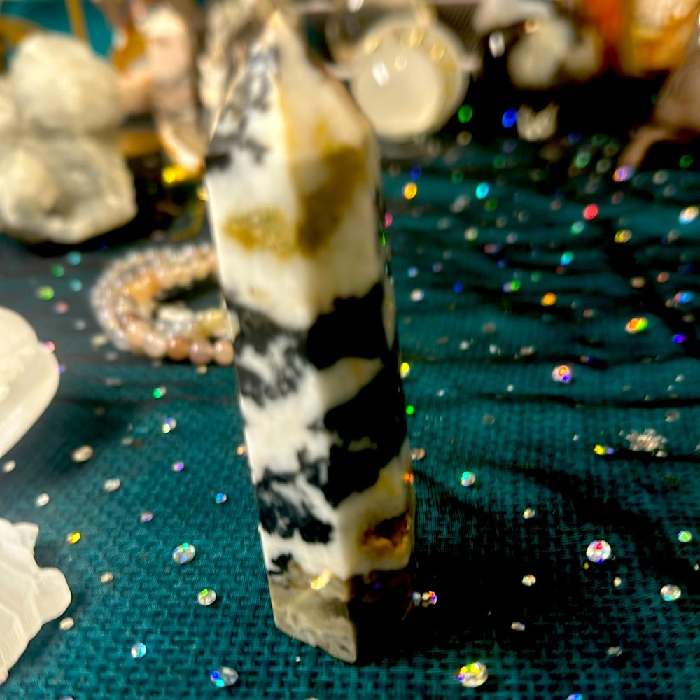 Black, white and tan zebra Jasper tower with doozy 4 inches tall